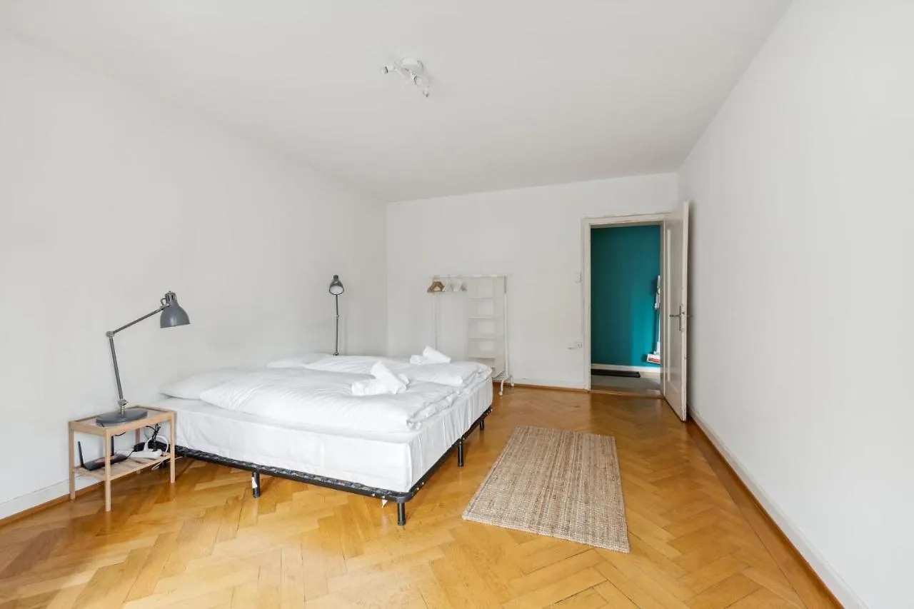 Central Apartment For City Explorers 224 Zúrich